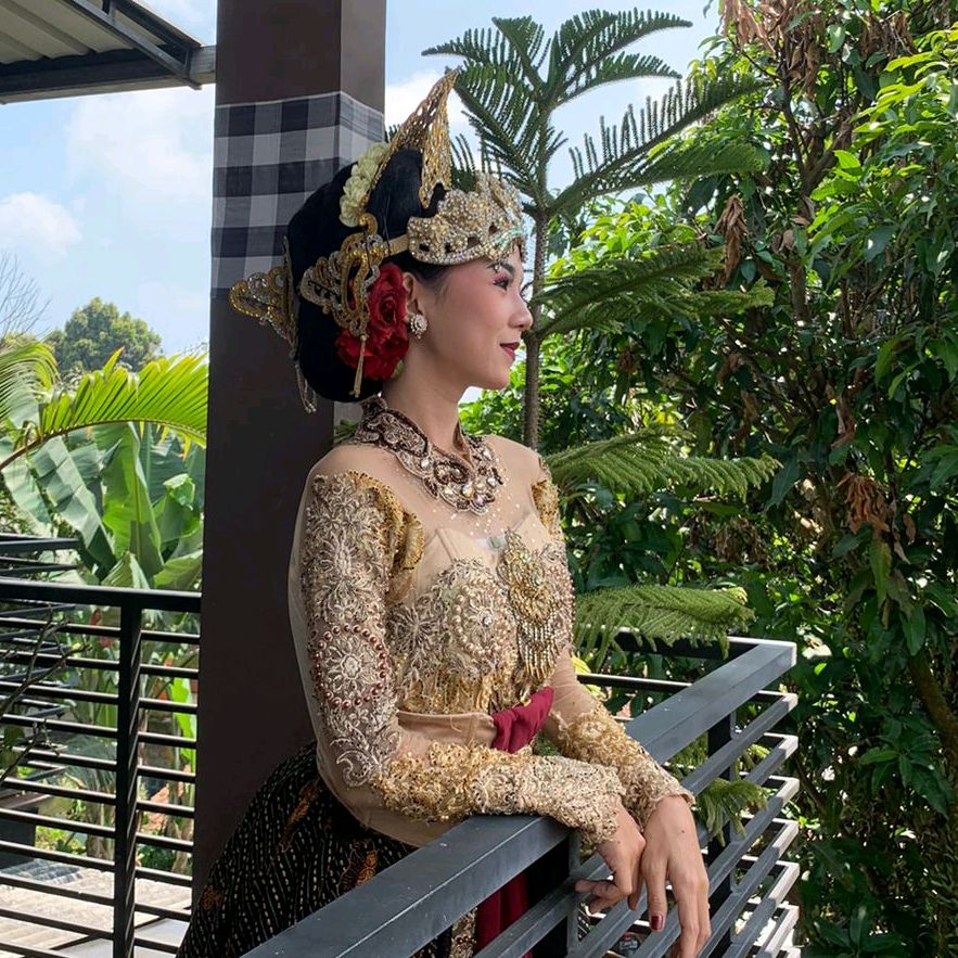 𝒶𝓃𝒹𝒾𝓃𝒾𝒾