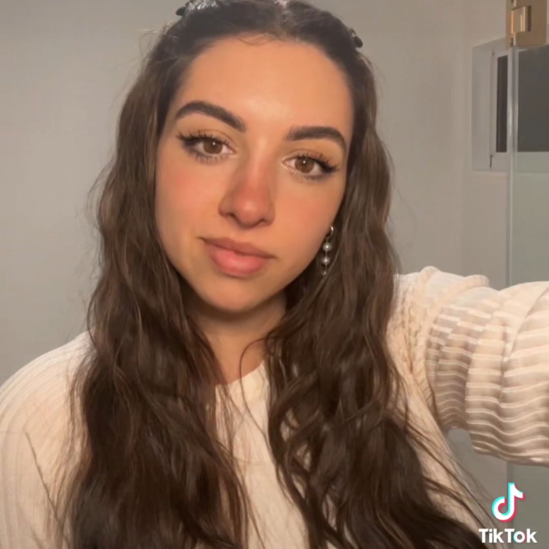 Val | Cleaning & Organizing