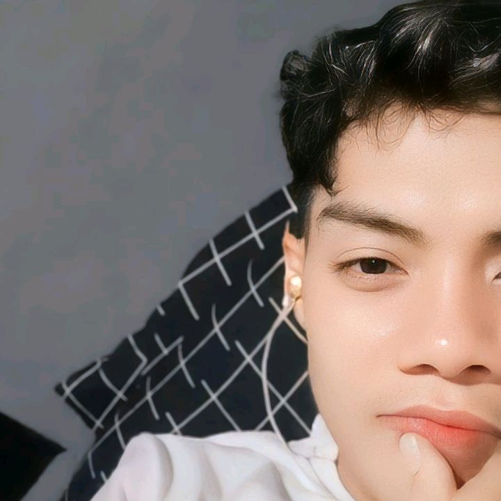 Ayiekk