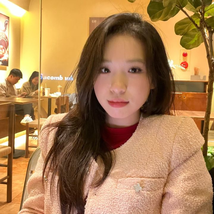 Quỳnh Chi ơii