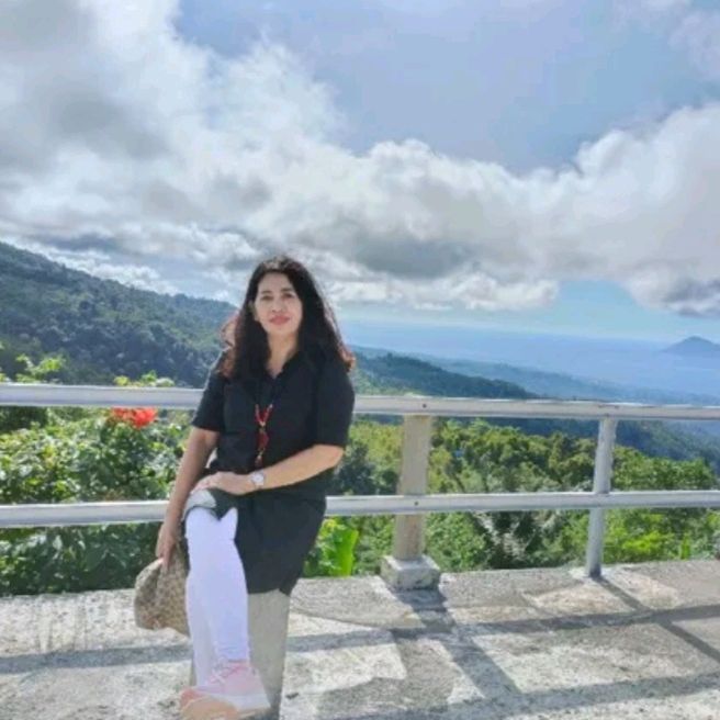 Priska Acuk