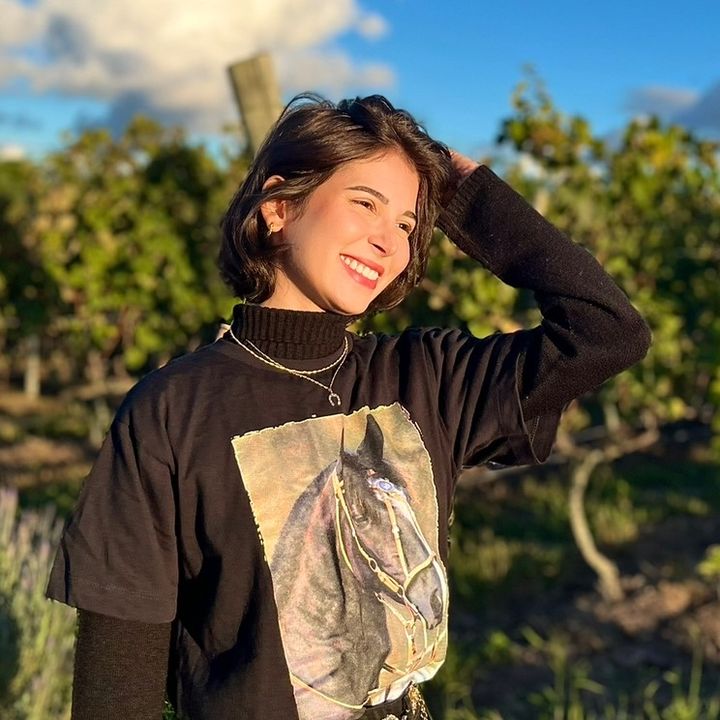 lari ✨