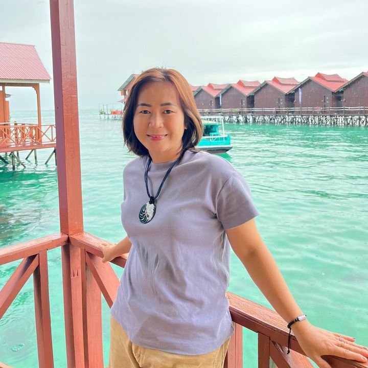 Leny midwife