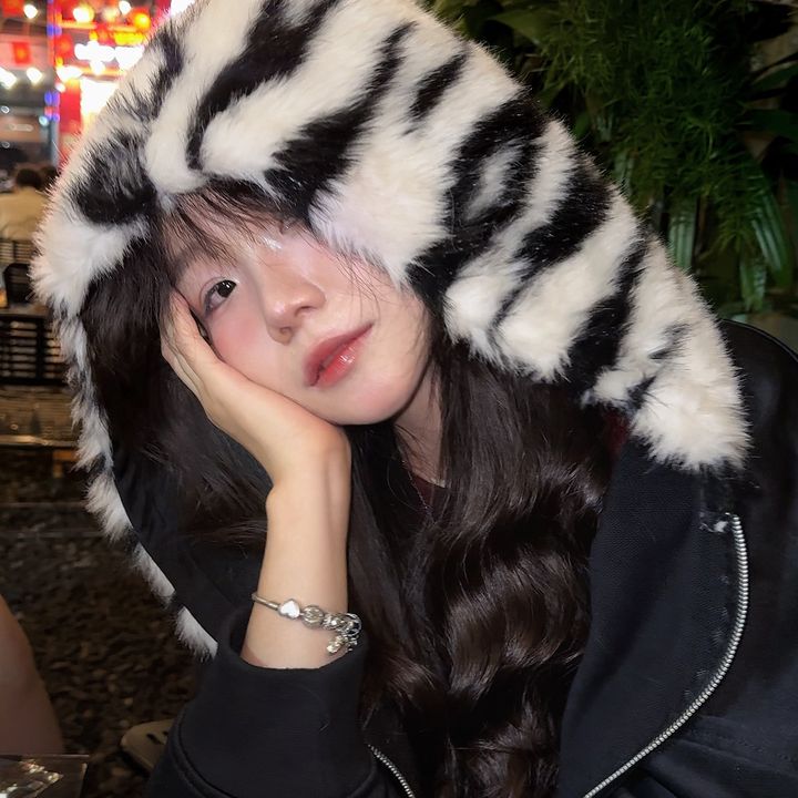Uyên nè mọi người