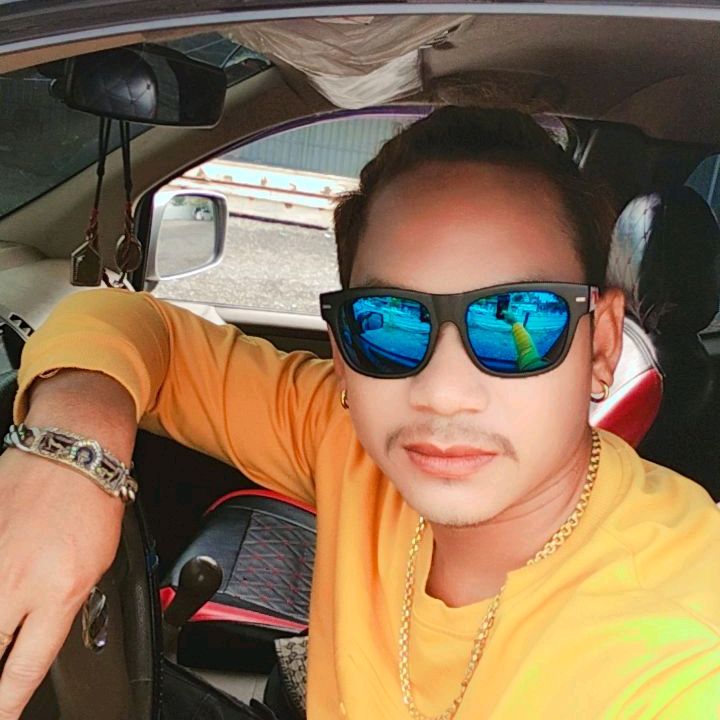 ធិ ម៉ៅការនៅថៃ