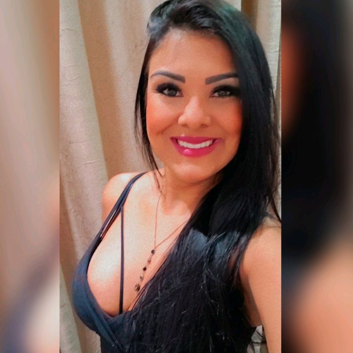 Ariane Leão