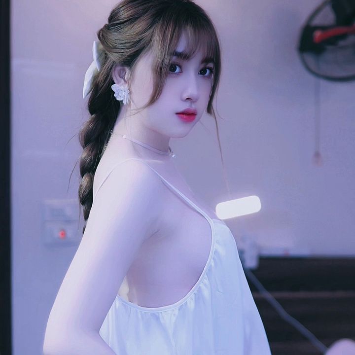 🐣 Phạm Thu Hằng 🐣