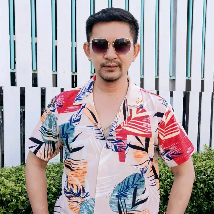 พ่อน้องเหนือเสื้อผ้าแฟชั่น