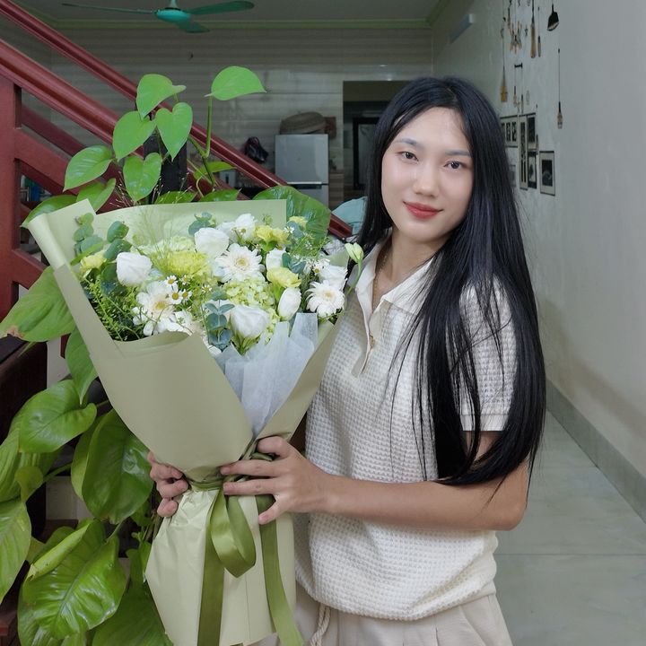 Lương Tú Oanh