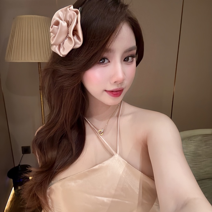 Huế Hoàngg