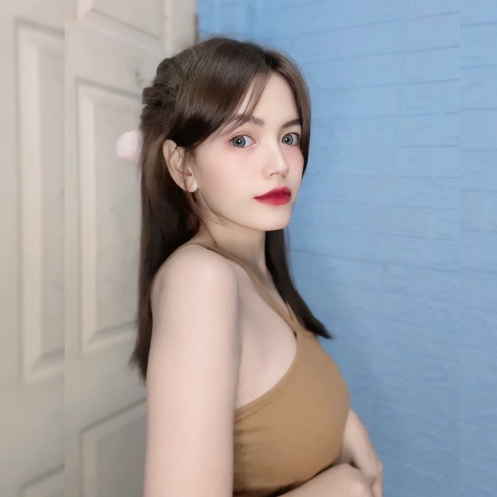 Fah Vassana[69.0K]