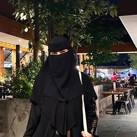 Haylah Abaya