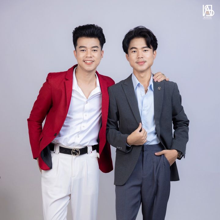 ဦးသက် & ယွစိန် 🛒🕺