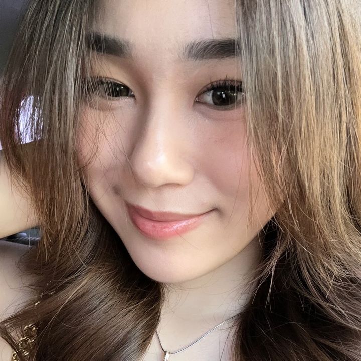 Evelyn Thania🦋✨