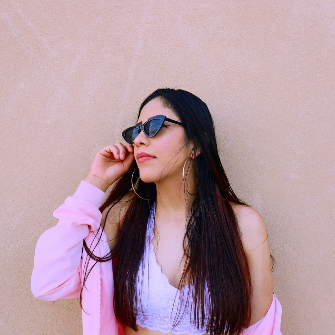 ani Flores