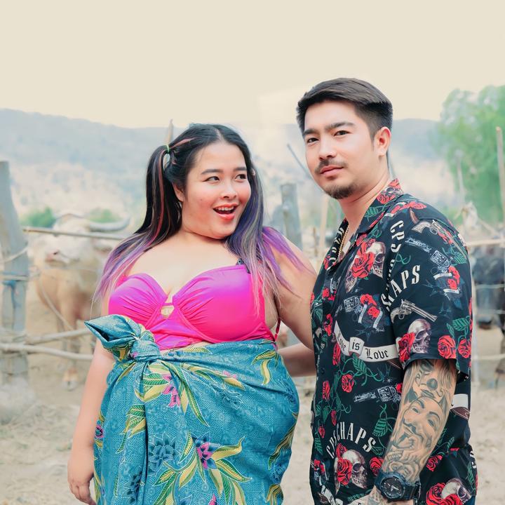 อีหวึ่งที่มีผัวหล่ออ่ะ