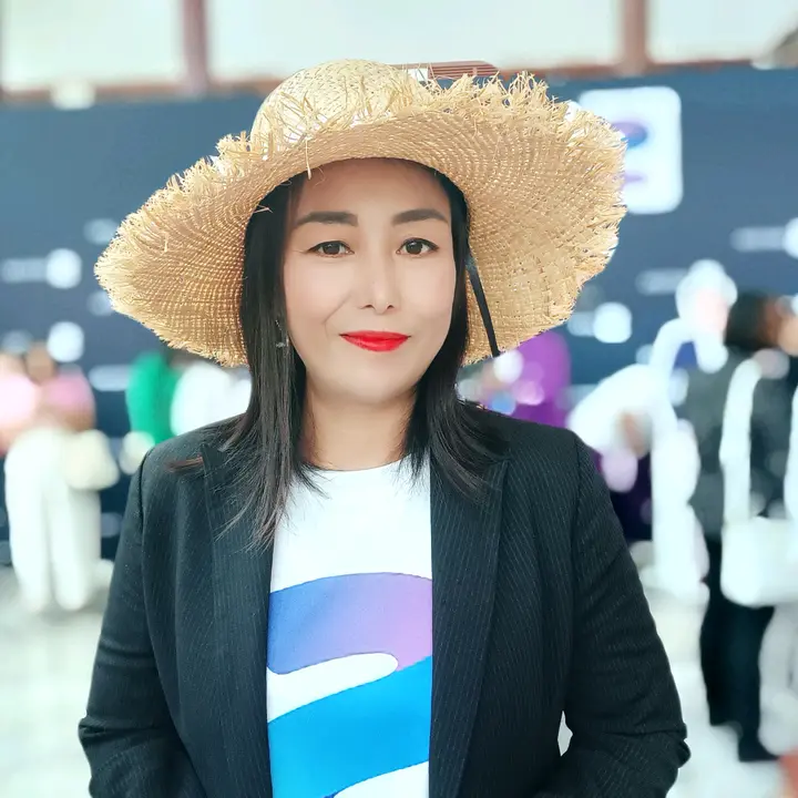 แก้วจ๋า_พารีวิว
