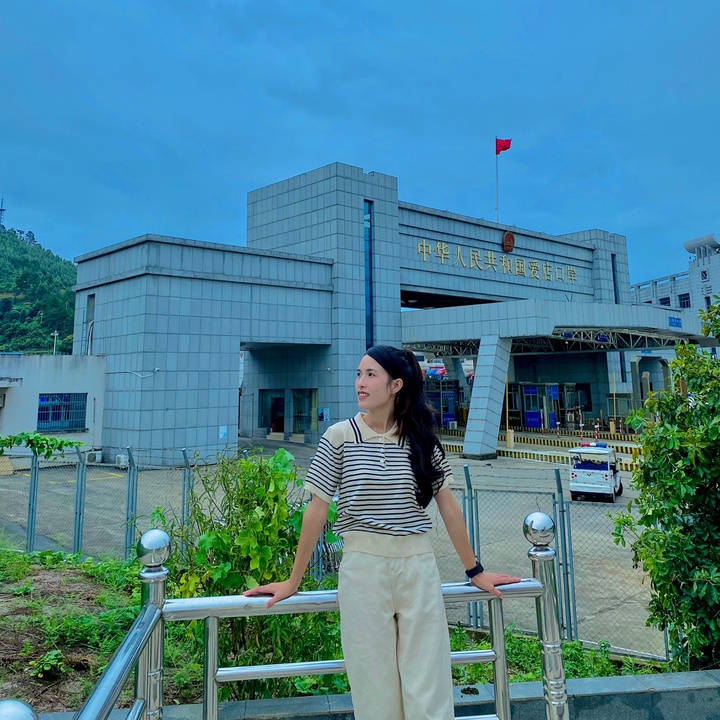 Quỳnh Clotthing