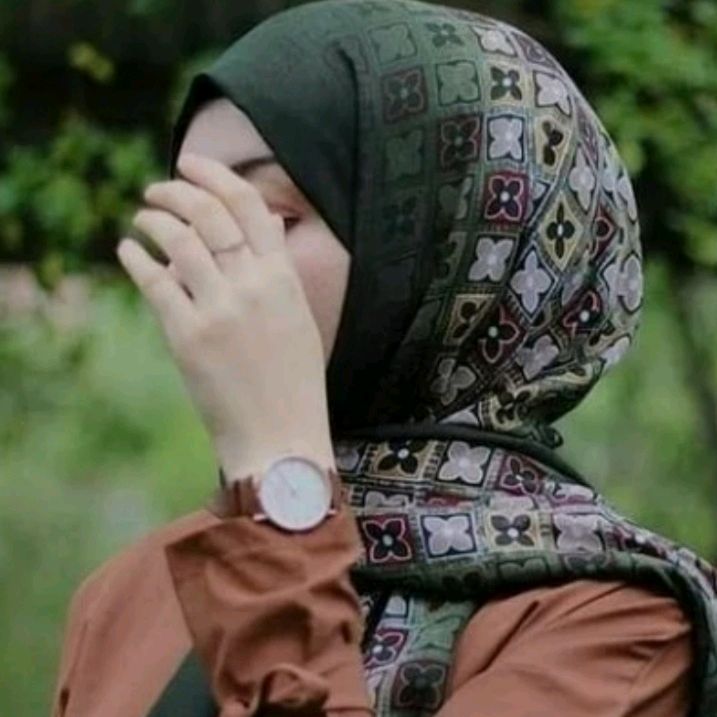 Zineb Bel