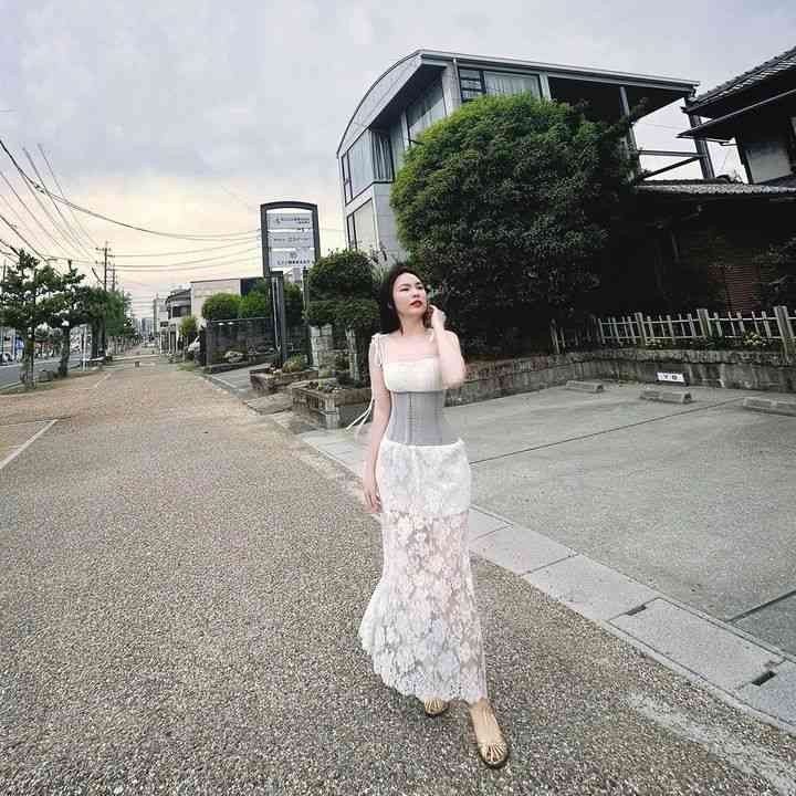 Quyên luyên thuyên