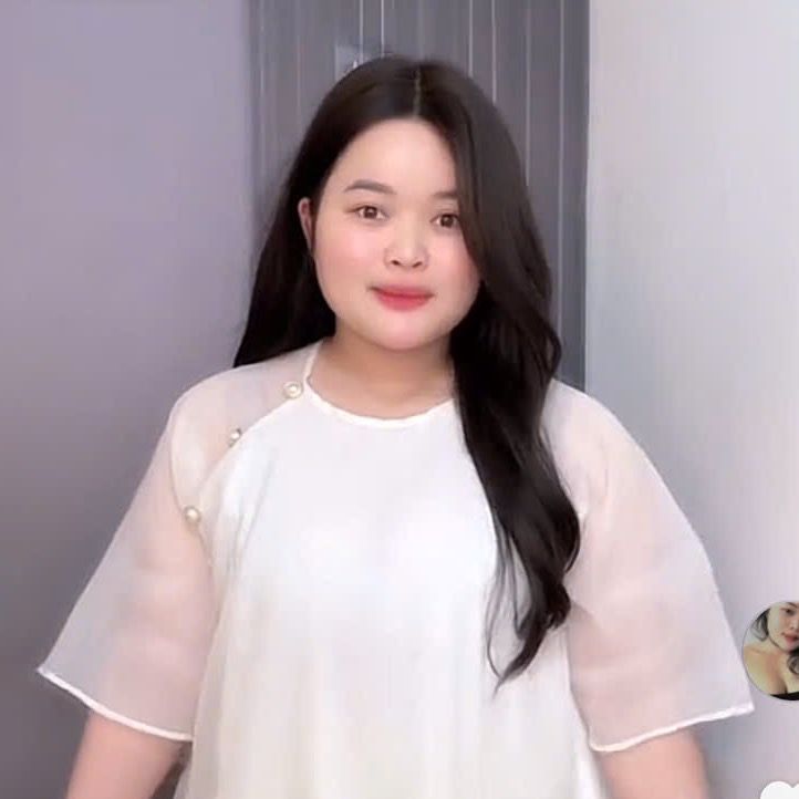 Thùy Bu Bigsize
