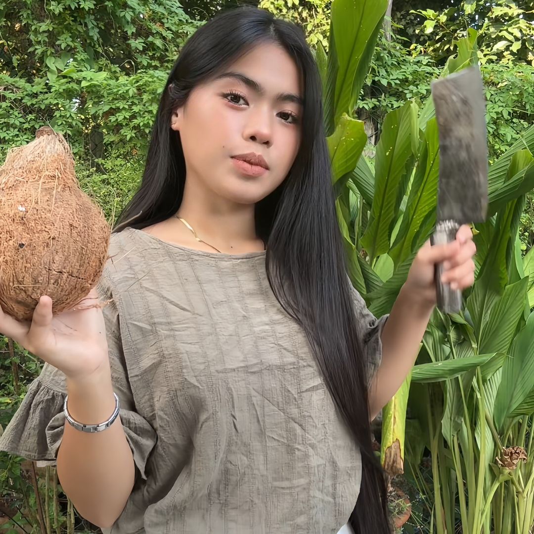 b 🥥