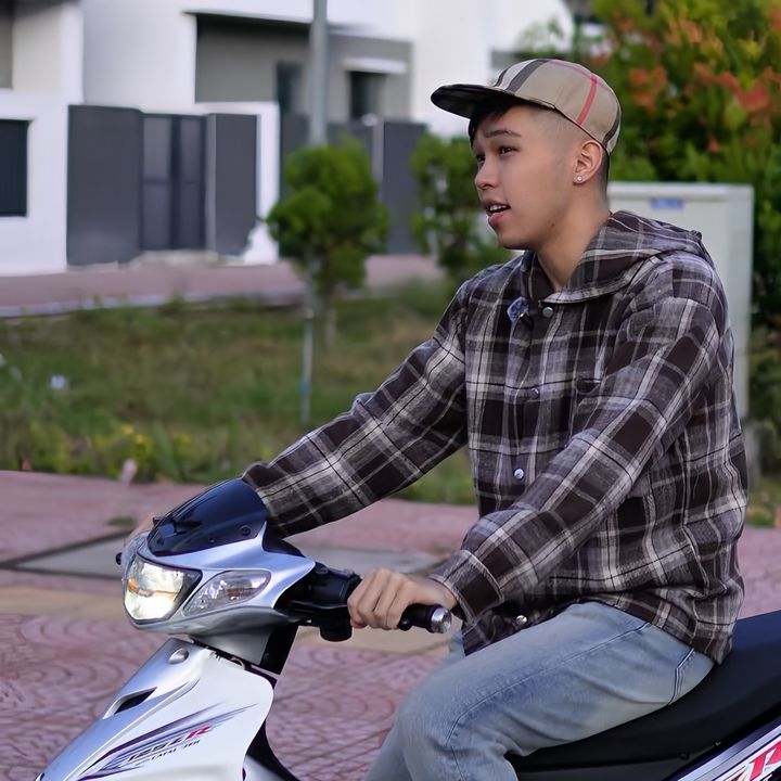 Đạt Cũ Review