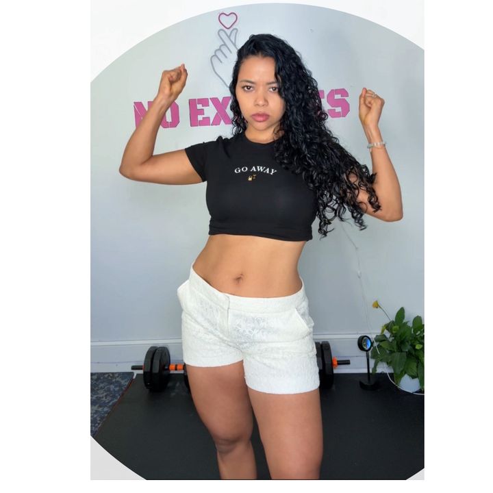 𝔼𝕝𝕪 𝔸𝕝𝕒𝕤 🌹