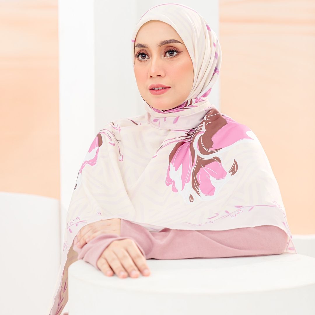 MiaAhmad