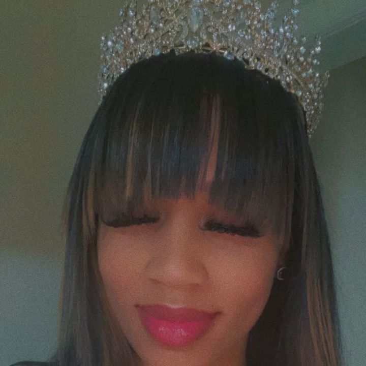 Royalty “candice”