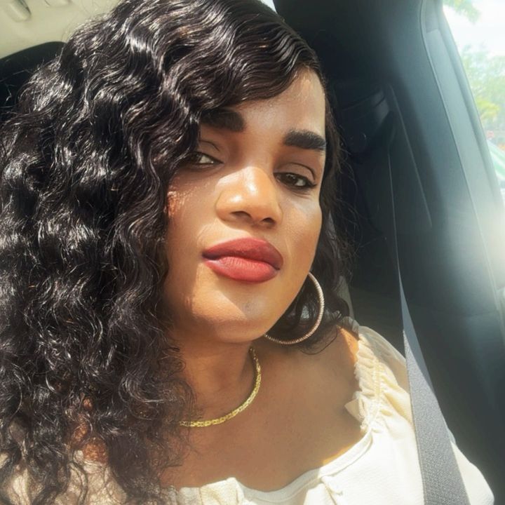 Queen Visage LLC