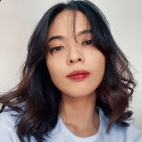 Nadine Karin | Behel