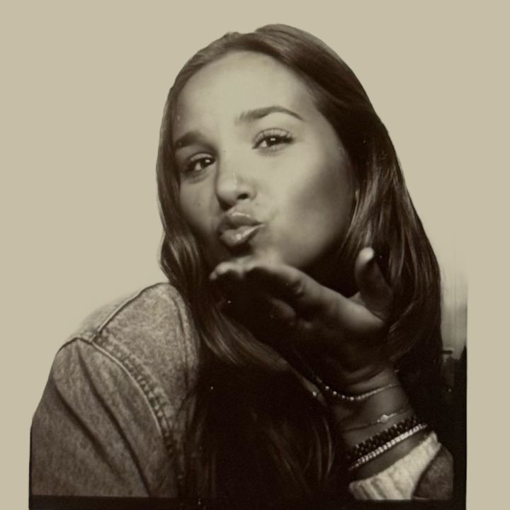 Kylie_Nelson_