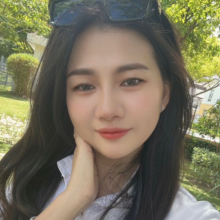 Ngọc Ngay Ngắn