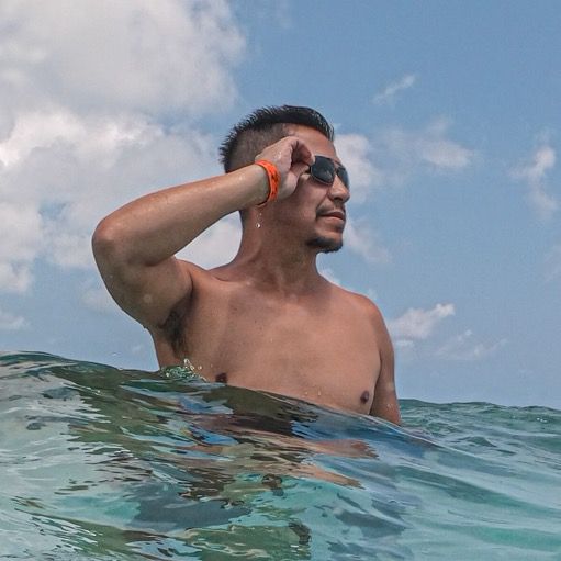 Daniel C Maldonado