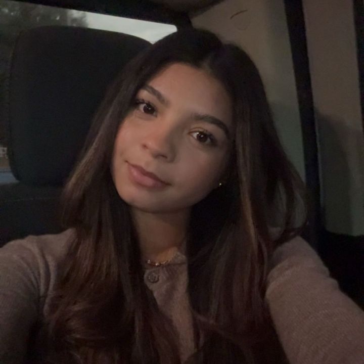 𝒗𝒂𝒍𝒆𝒏𝒕𝒊𝒏𝒂 ♡