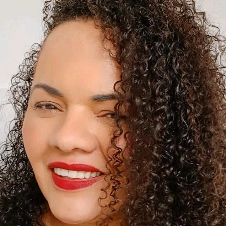 Núbia Pereira