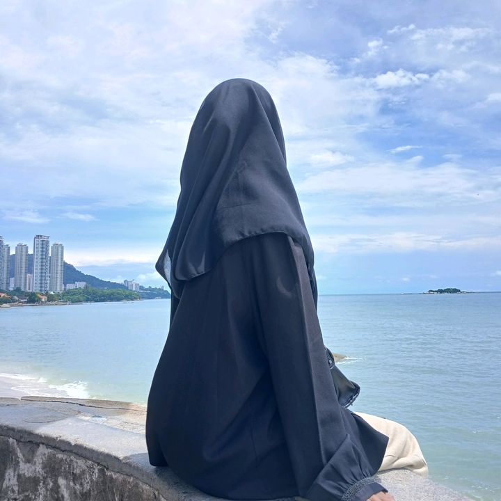 Nur