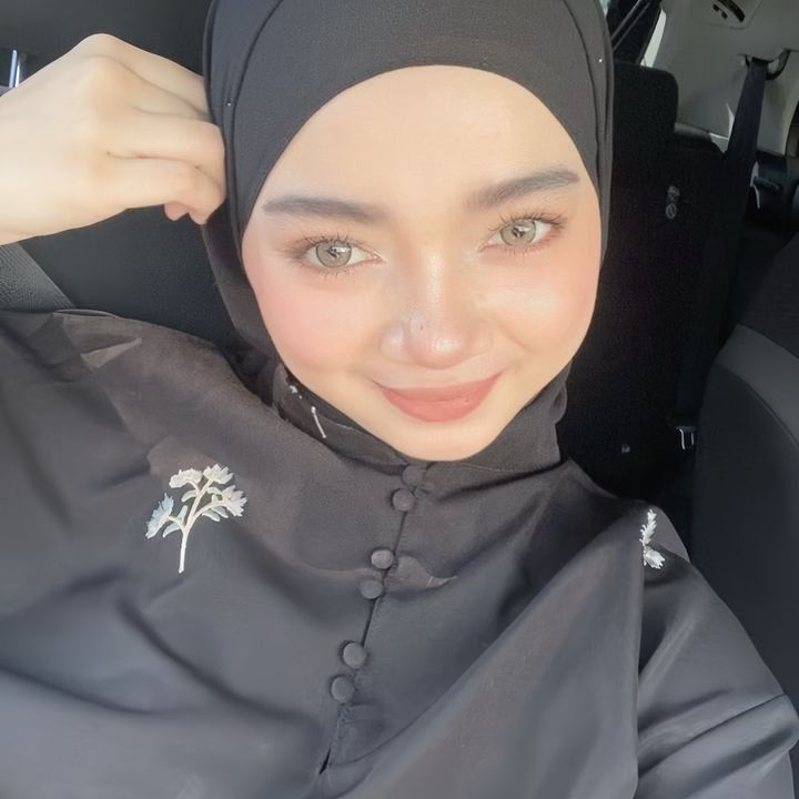 yanaaa 🧸♡︎´･ᴗ･`♡