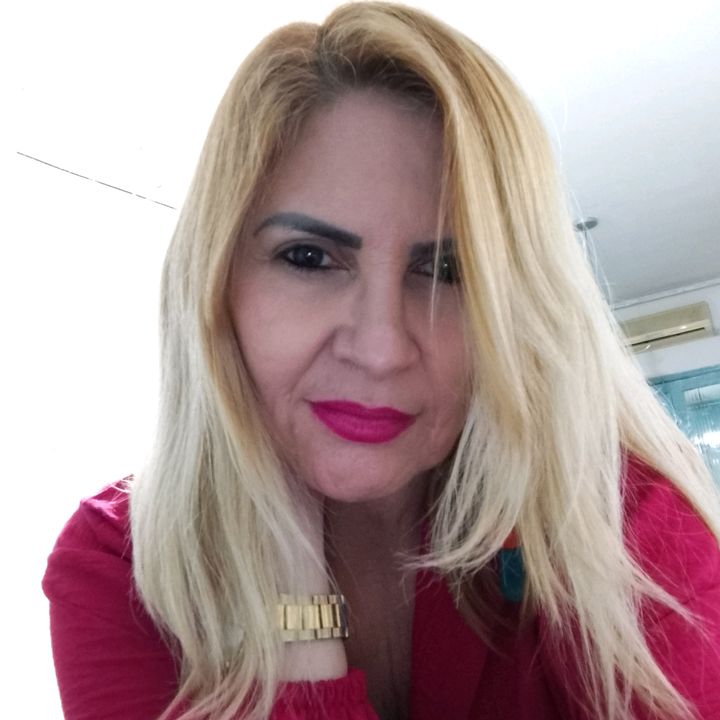 Lua Melo | Beijo da Borboleta