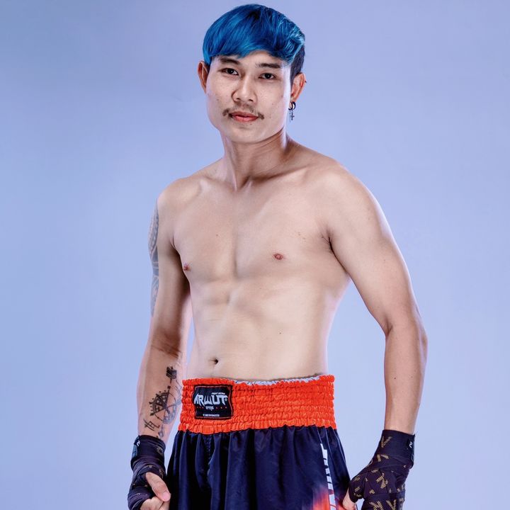 กอล์ฟ ปี้ Mr.Fight