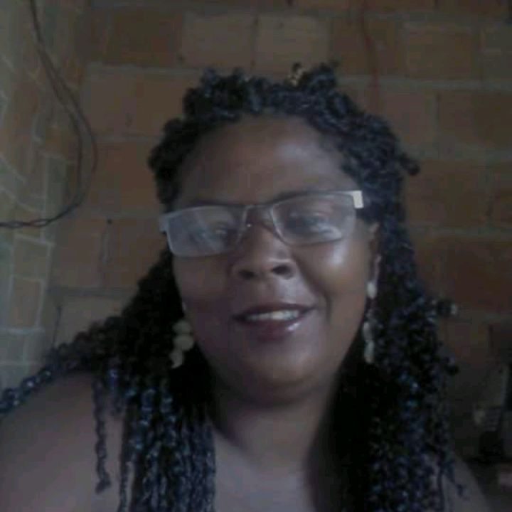 lucivanda Santos