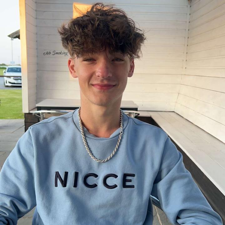 Ethan Steele