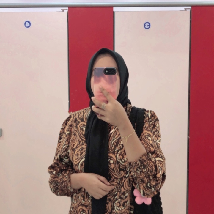 nee surainee