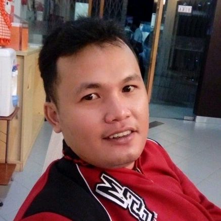 Man_Hoeloe
