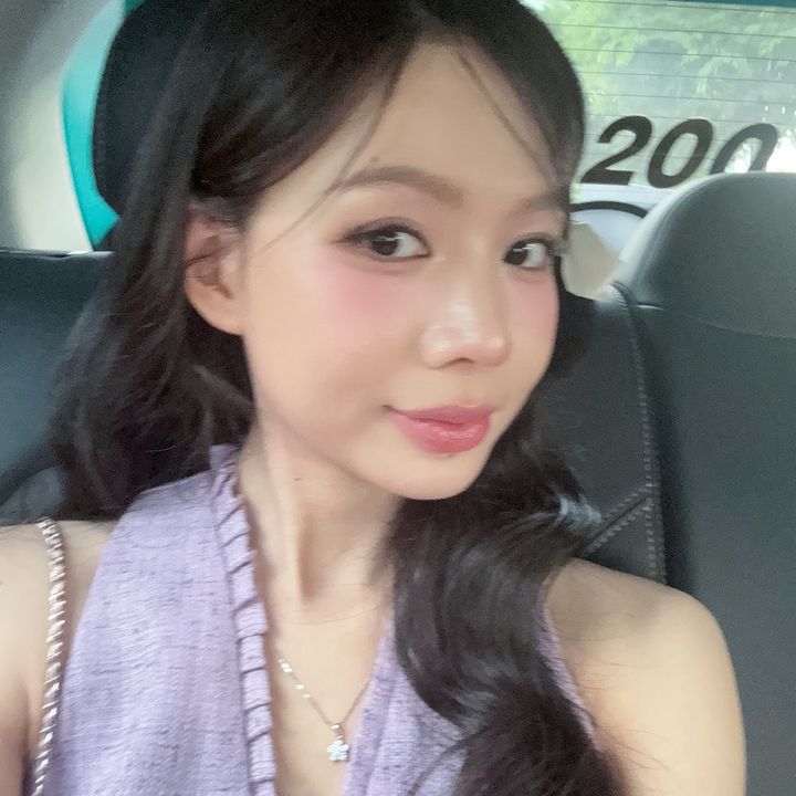 flora nói chậm