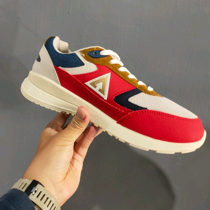 sepatu lokal keren