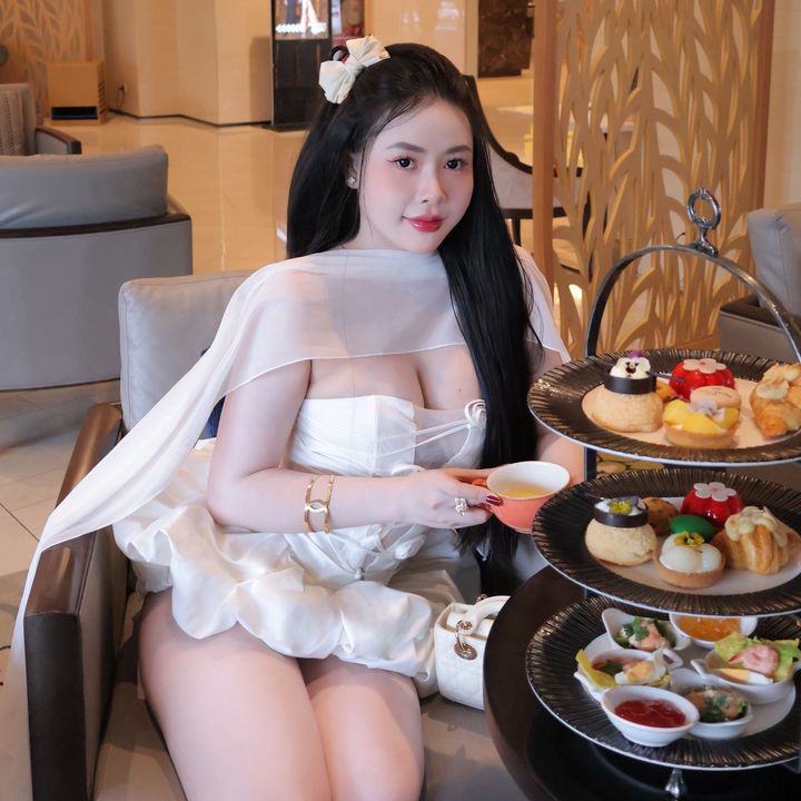 Linh Laii Boutique