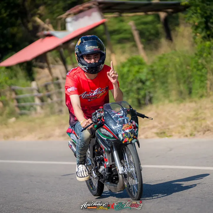 เบนซ์ณัฐนนท์.(ช่องหลัก)