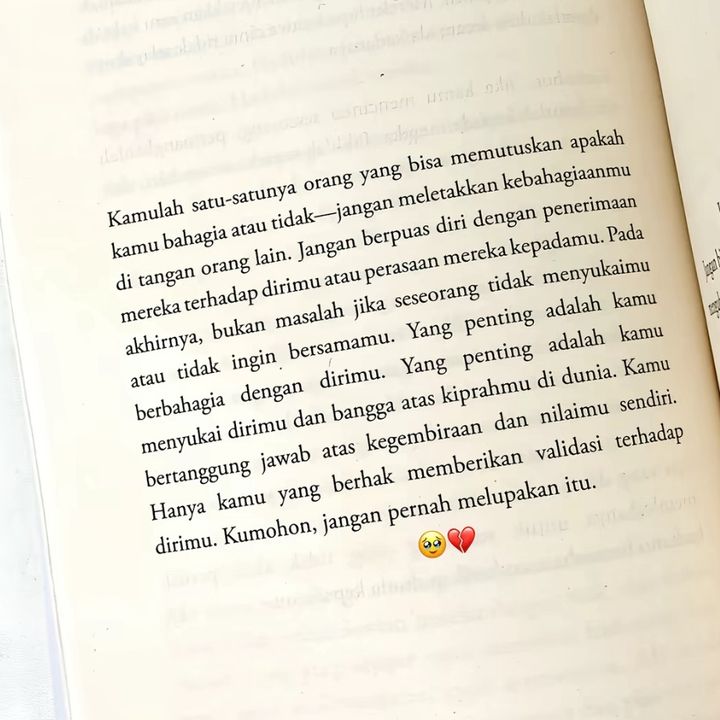 bukantentangsiapasiapa